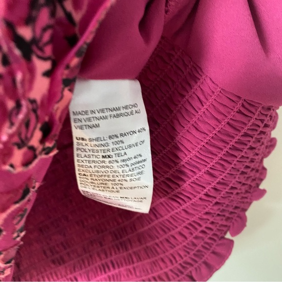 White House Black Market Pink Floral Blouse - Picture 5 of 7